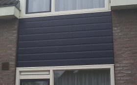 Kunststof kozijn in Houten met gevelbekleding
