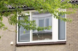 Raamdecoratie op de kunststof kozijnen in Utrecht